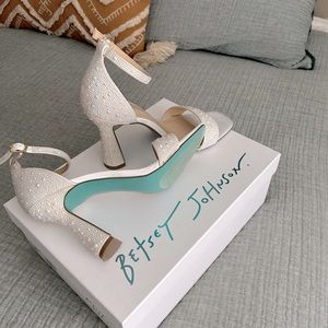 Betsy Johnson SB-Dani in Ivory